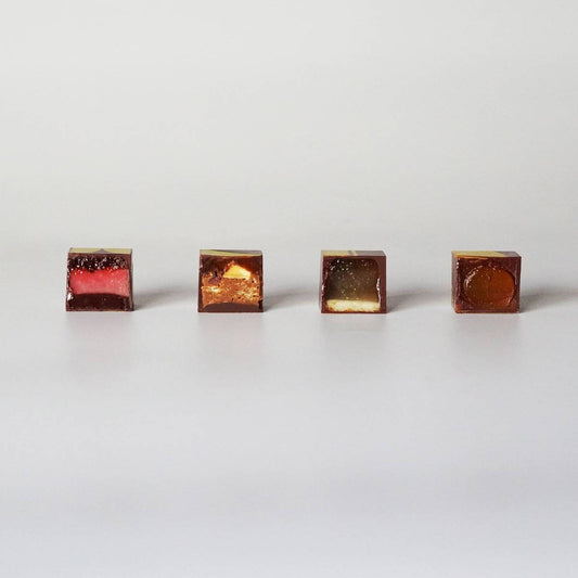 どんな情景を想像する?感性で味わう「ボンボンショコラ キューブ -花鳥風月-」